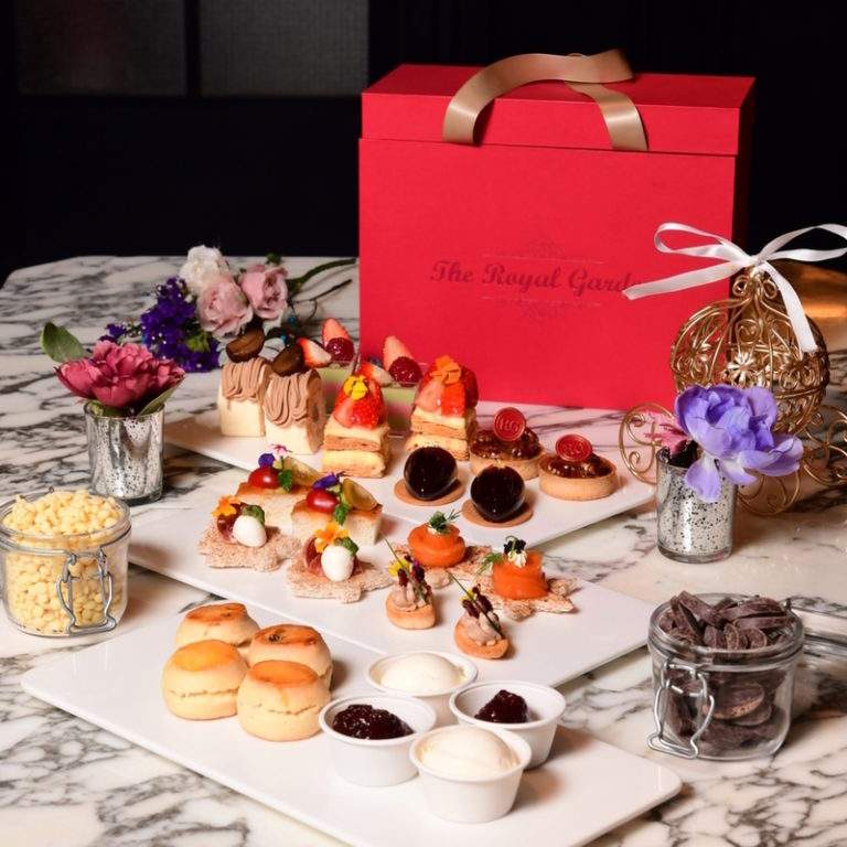 Fine Foods Takeaway Afternoon Tea Set (For Two persons) The Royal